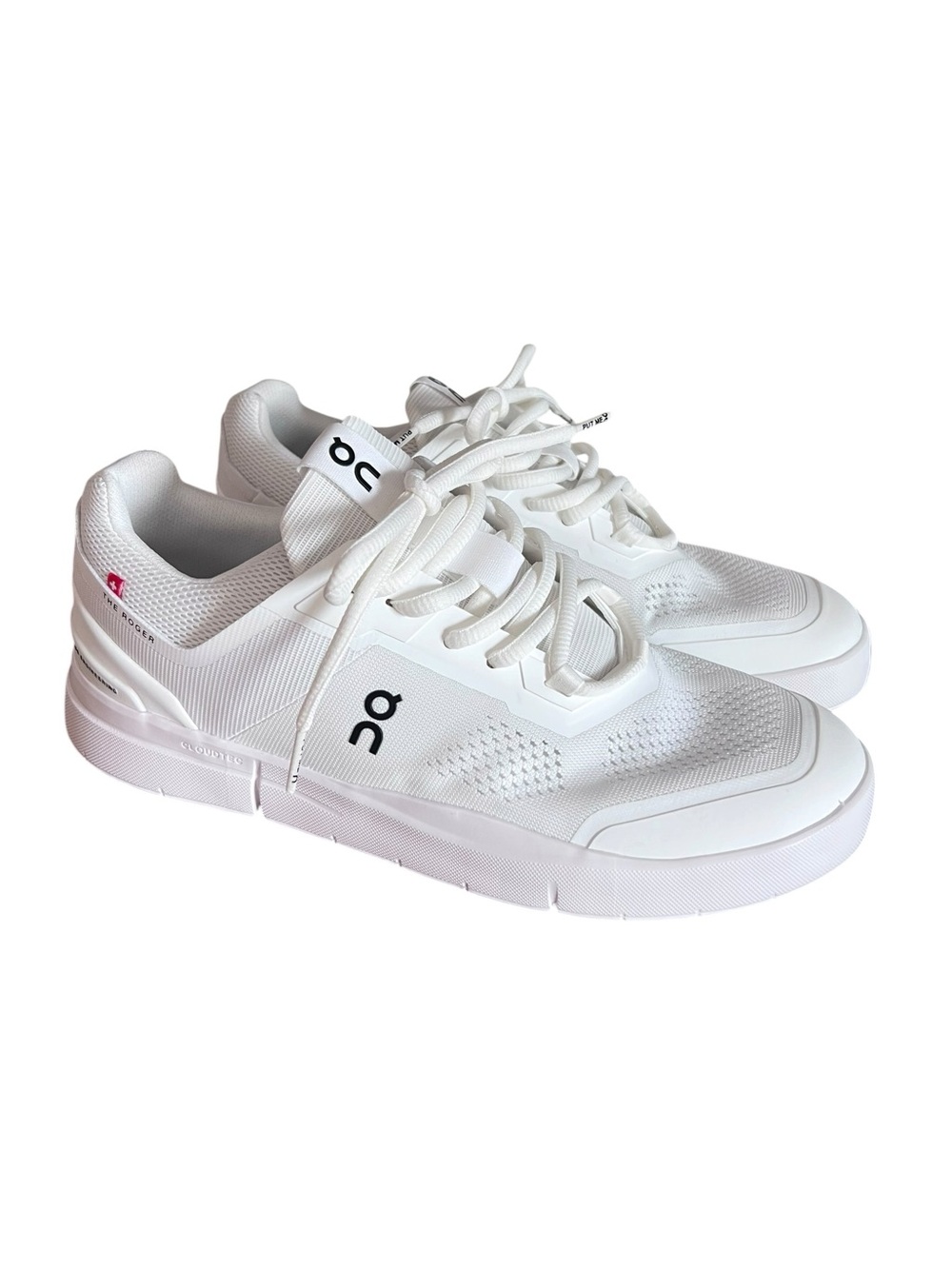 On Running The Roger Spin Women’s Tennis Sneaker Shoes Size 9 in White Black